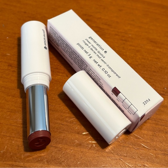 Glossier Generation G Sheer Matte Lipstick - Picture 2 of 16